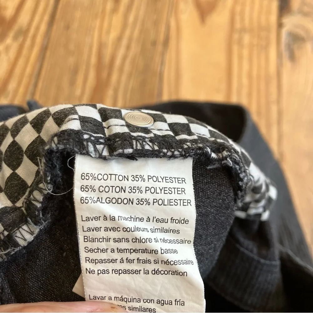 Vintage Y2K Vans Gray Skater Micro Shorts | Size 5 Emo Retro - Picture 6 of 6